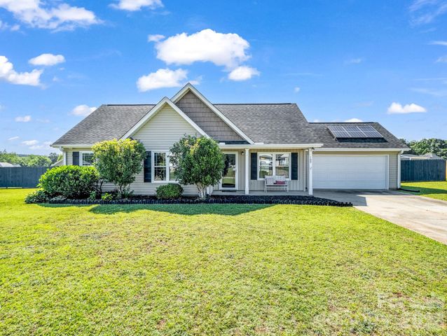 169 Oak Brook Lane, Gaffney, SC 29341