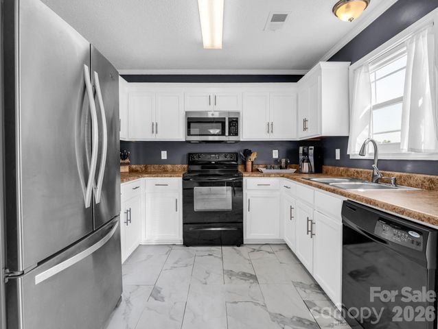 169 Oak Brook Lane, Gaffney, SC 29341