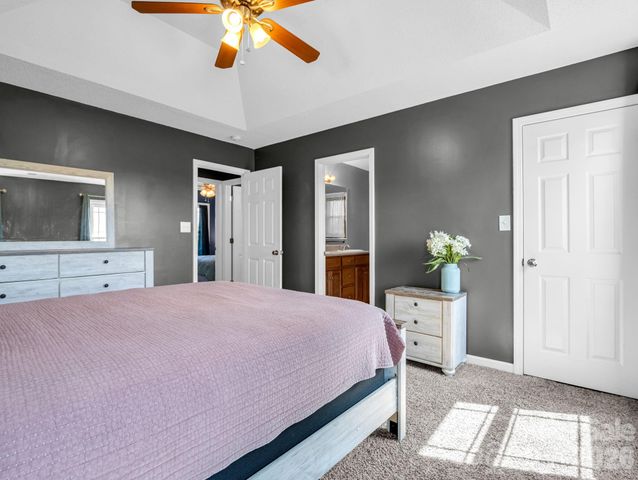 169 Oak Brook Lane, Gaffney, SC 29341