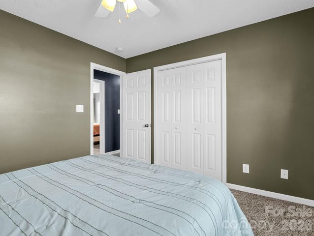 169 Oak Brook Lane, Gaffney, SC 29341