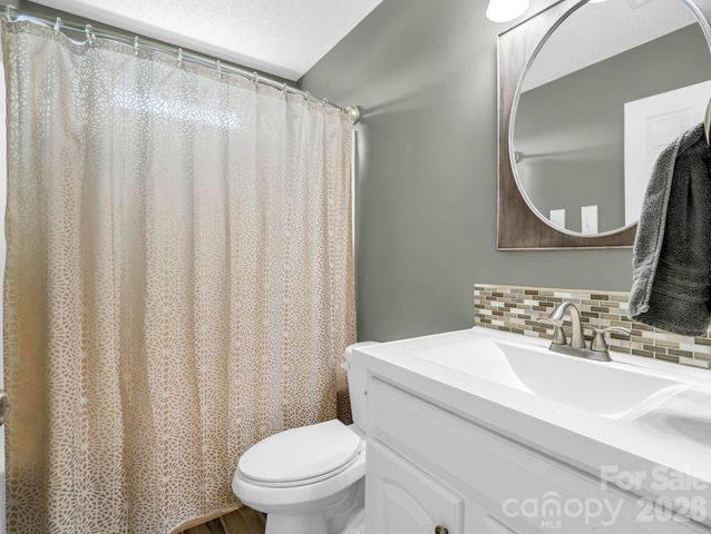 169 Oak Brook Lane, Gaffney, SC 29341