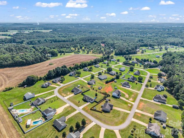 169 Oak Brook Lane, Gaffney, SC 29341