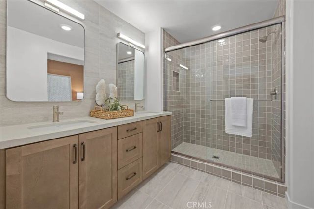 7344 Foster Bridge Boulevard, Downey, CA 90240