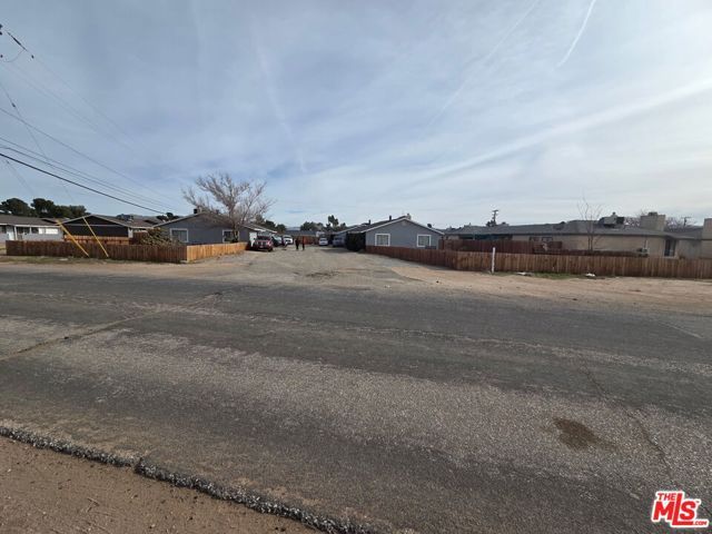 15893 Sago Road, Apple Valley, CA 92307