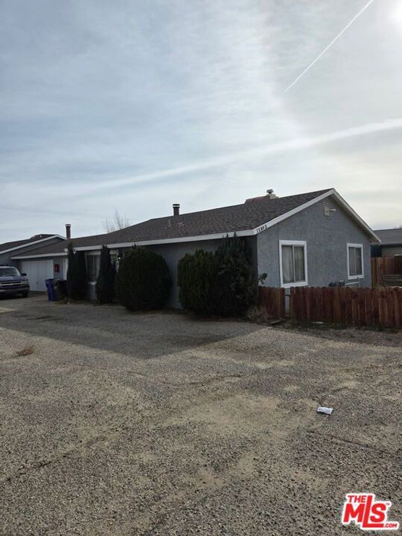 15893 Sago Road, Apple Valley, CA 92307