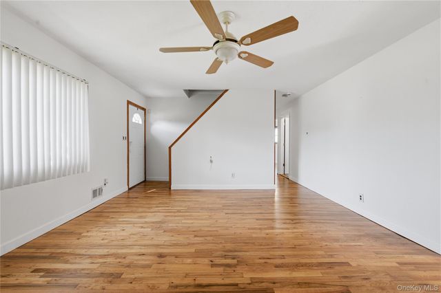403 Brookside Court, Copiague, NY 11726
