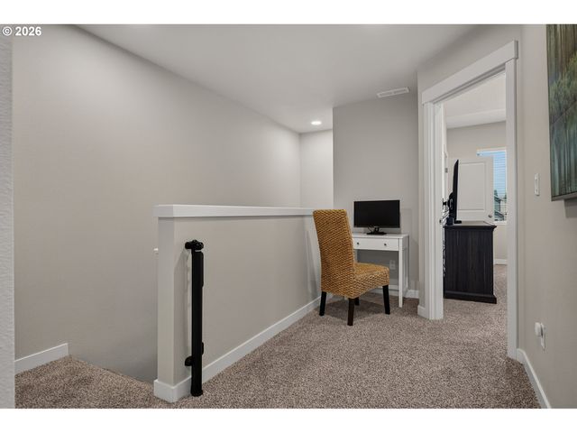 3131 S LINDEN St, Cornelius, OR 97113