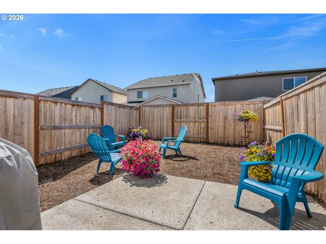 3131 S LINDEN St, Cornelius, OR 97113