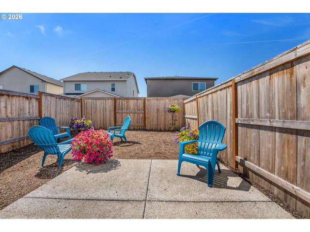 3131 S LINDEN St, Cornelius, OR 97113