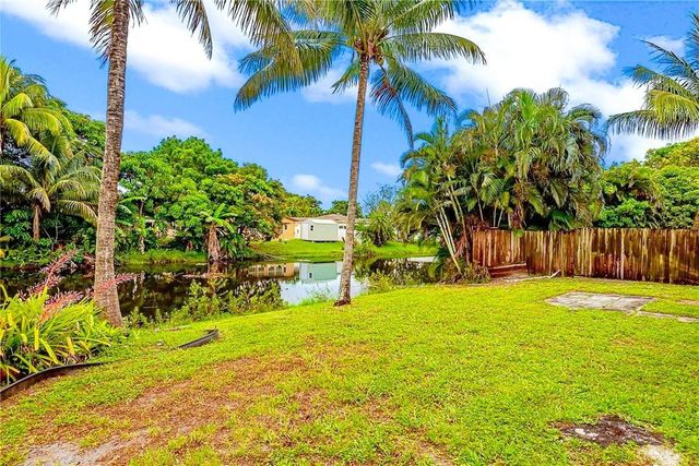 740 SW 55th Avenue, Margate, FL 33068