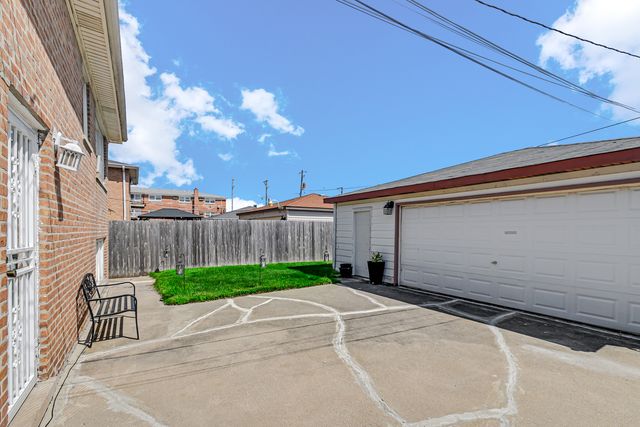 287 Bensley Avenue, Calumet City, IL 60409