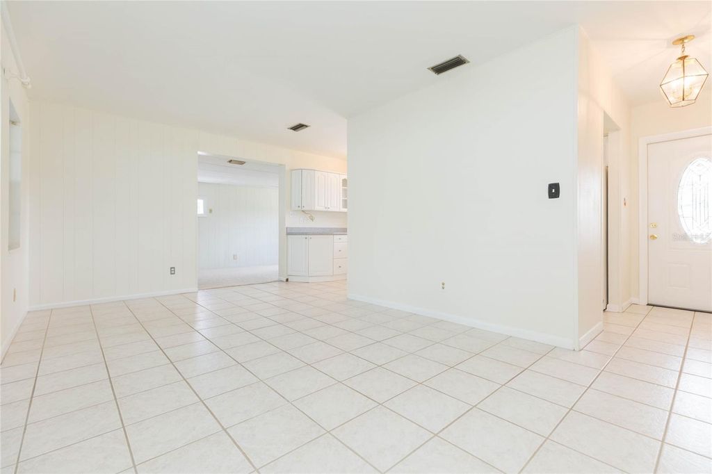 Image 2 of property listing at 4524 PICADILLY STREET, Tampa, FL 33634