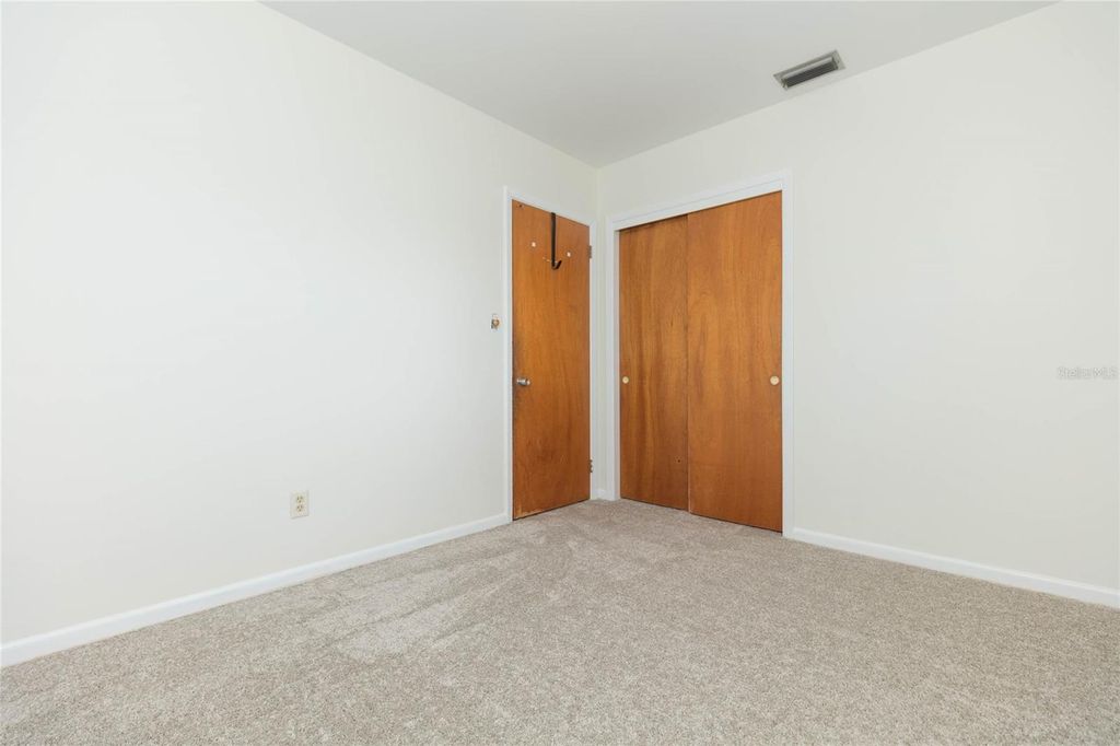 Image 15 of property listing at 4524 PICADILLY STREET, Tampa, FL 33634