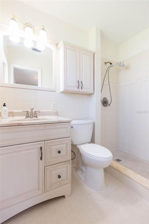 Image 17 of property listing at 4524 PICADILLY STREET, Tampa, FL 33634