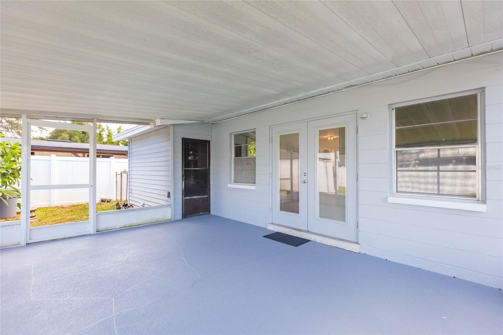 Image 20 of property listing at 4524 PICADILLY STREET, Tampa, FL 33634