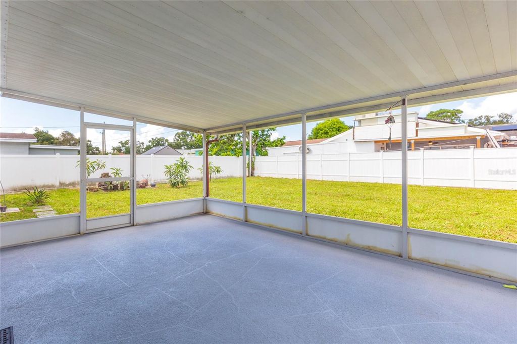 Image 21 of property listing at 4524 PICADILLY STREET, Tampa, FL 33634