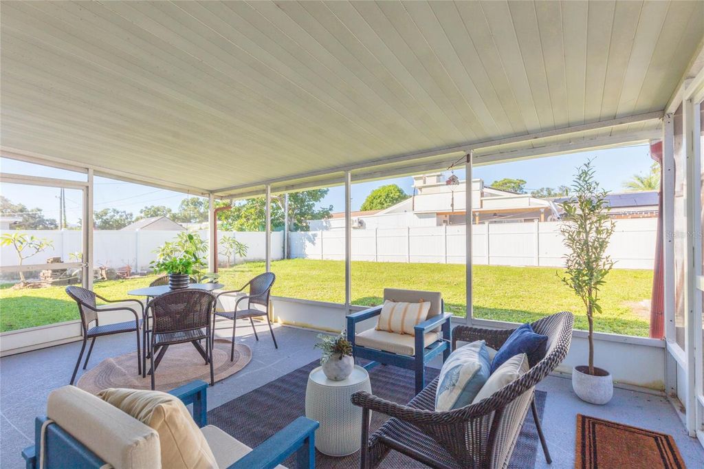 Image 25 of property listing at 4524 PICADILLY STREET, Tampa, FL 33634