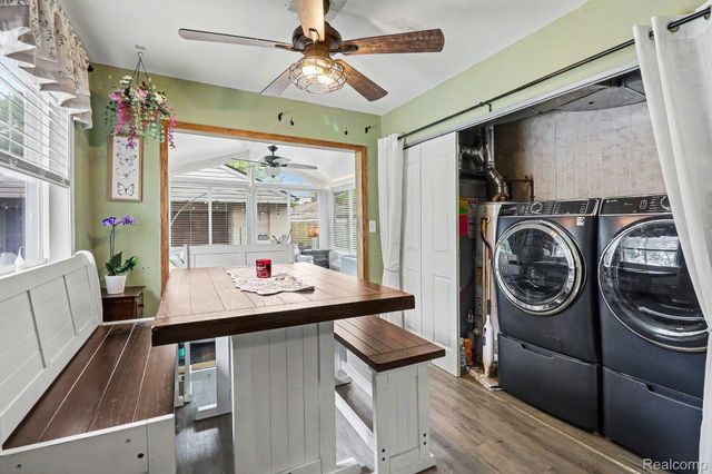 27311 Ridgewood Street, Roseville, MI 48066