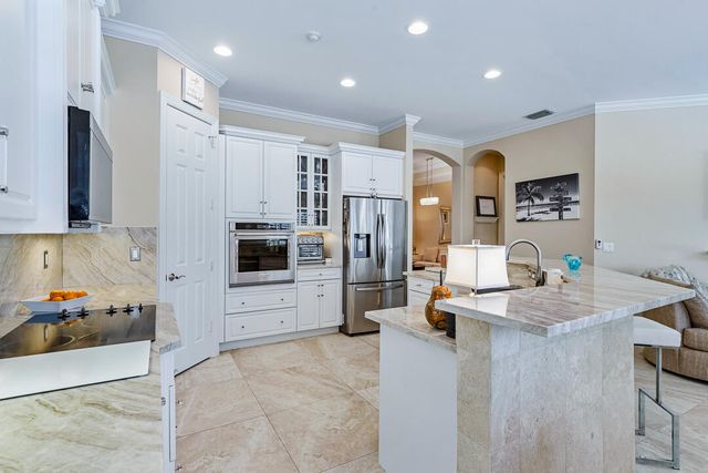 771 SW Pebble Lane, Palm City, FL 34990
