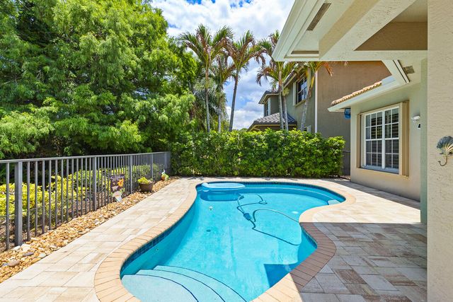 771 SW Pebble Lane, Palm City, FL 34990