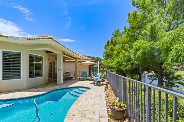 771 SW Pebble Lane, Palm City, FL 34990