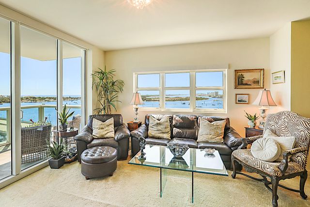 2640 Lake Shore Drive 1416, Riviera Beach, FL 33404