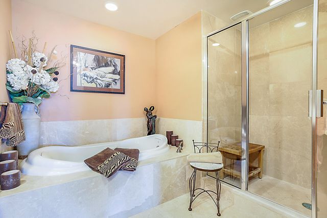 2640 Lake Shore Drive 1416, Riviera Beach, FL 33404