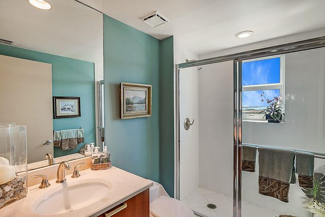 2640 Lake Shore Drive 1416, Riviera Beach, FL 33404