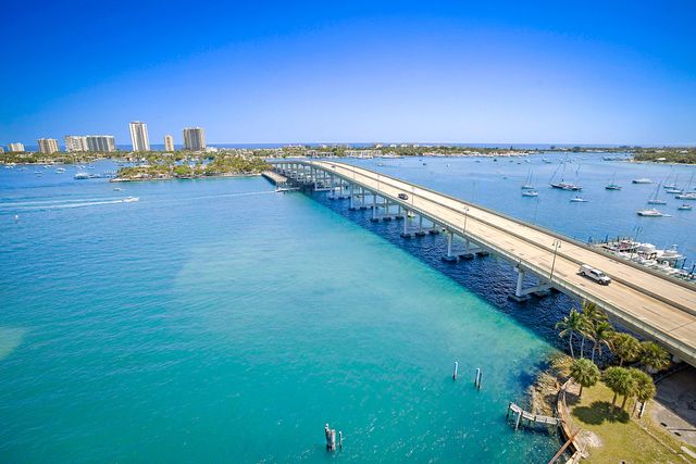 2640 Lake Shore Drive 1416, Riviera Beach, FL 33404