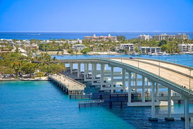 2640 Lake Shore Drive 1416, Riviera Beach, FL 33404