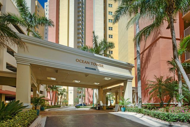 2640 Lake Shore Drive 1416, Riviera Beach, FL 33404