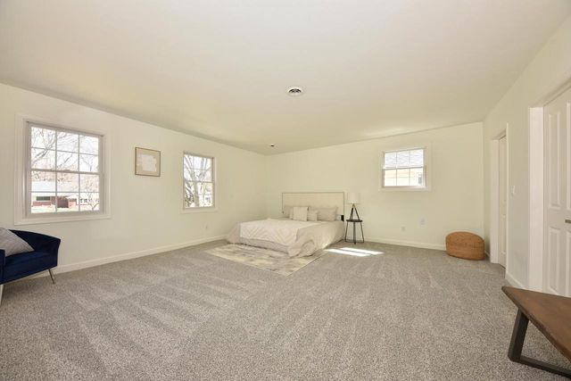 2545 Swan BOULEVARD, Wauwatosa, WI 53226