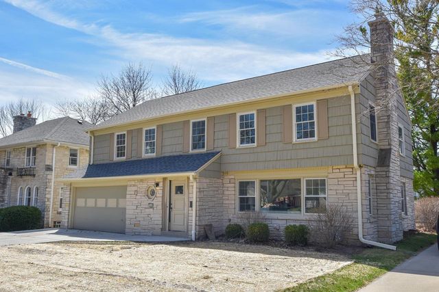 2545 Swan BOULEVARD, Wauwatosa, WI 53226