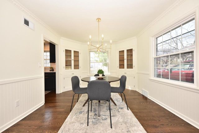 2545 Swan BOULEVARD, Wauwatosa, WI 53226