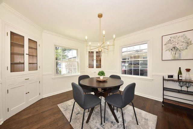 2545 Swan BOULEVARD, Wauwatosa, WI 53226