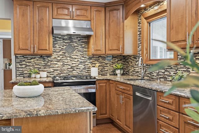 4254 MIA LN, Doylestown, PA 18902
