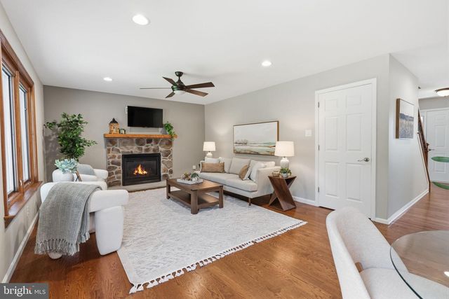 4254 MIA LN, Doylestown, PA 18902