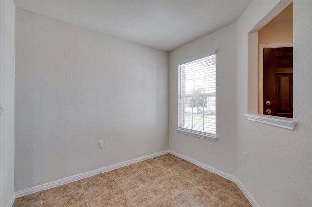 515 Hereford LN, Georgetown, TX 78633
