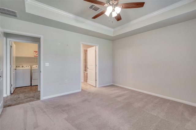 515 Hereford LN, Georgetown, TX 78633