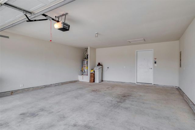 515 Hereford LN, Georgetown, TX 78633