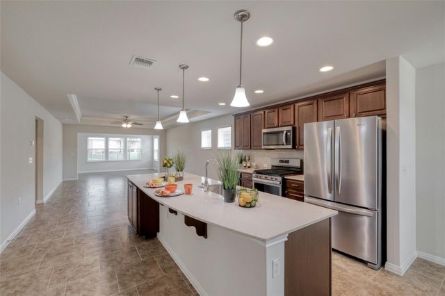 515 Hereford LN, Georgetown, TX 78633