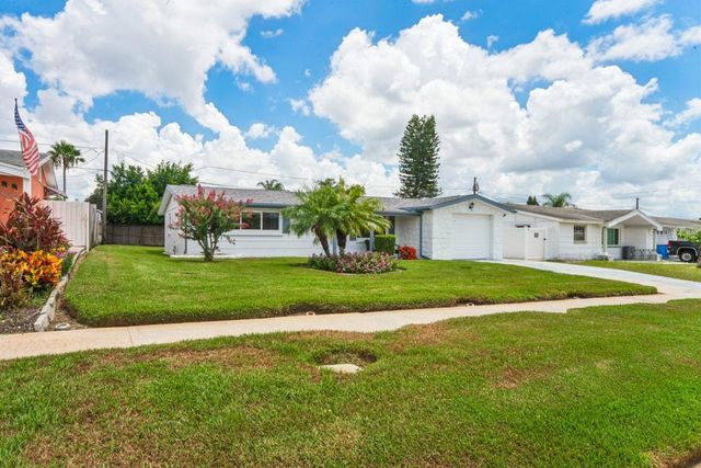 5109 CARDIFF DRIVE, Holiday, FL 34690