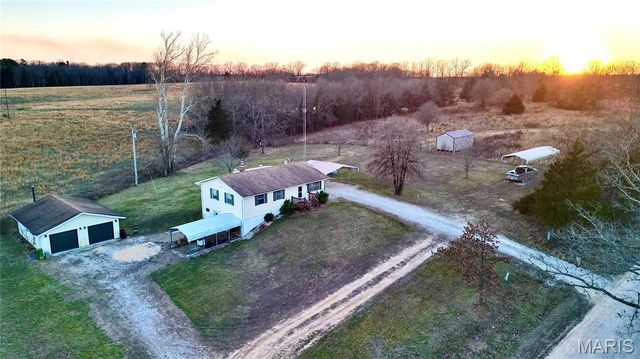 5766 County Road 3180, Salem, MO 65560