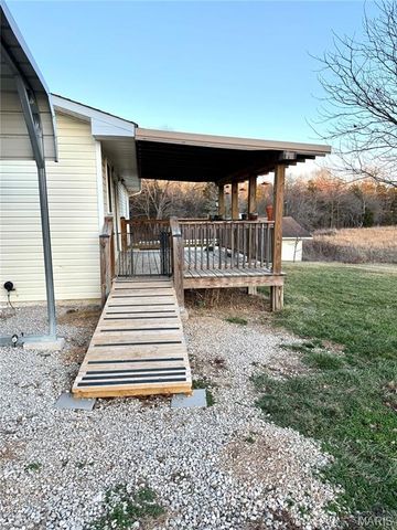 5766 County Road 3180, Salem, MO 65560