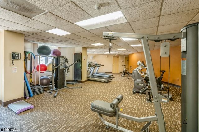 10 Smith Manor Blvd 815, West Orange Twp., NJ 07052