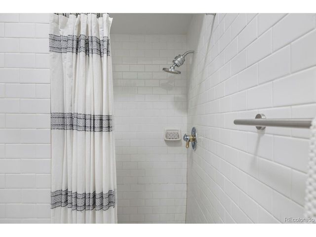 1640 N Downing St 104, Denver, CO 80218