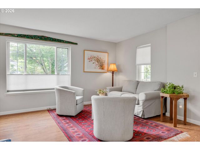 1225 E FOOTHILLS Dr, Newberg, OR 97132