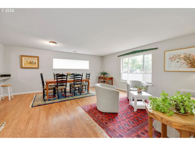 1225 E FOOTHILLS Dr, Newberg, OR 97132