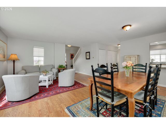 1225 E FOOTHILLS Dr, Newberg, OR 97132
