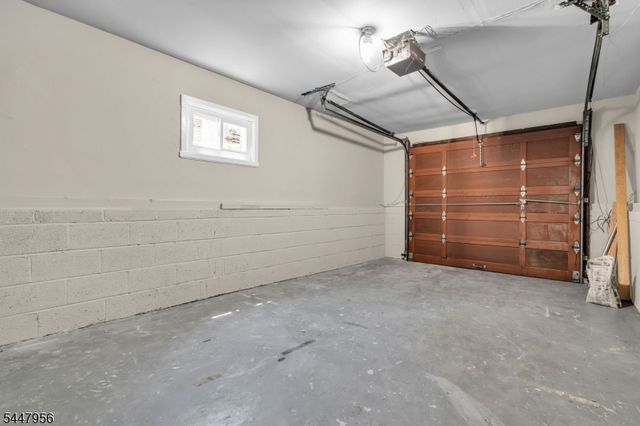 757 River Rd, Rahway City, NJ 07065